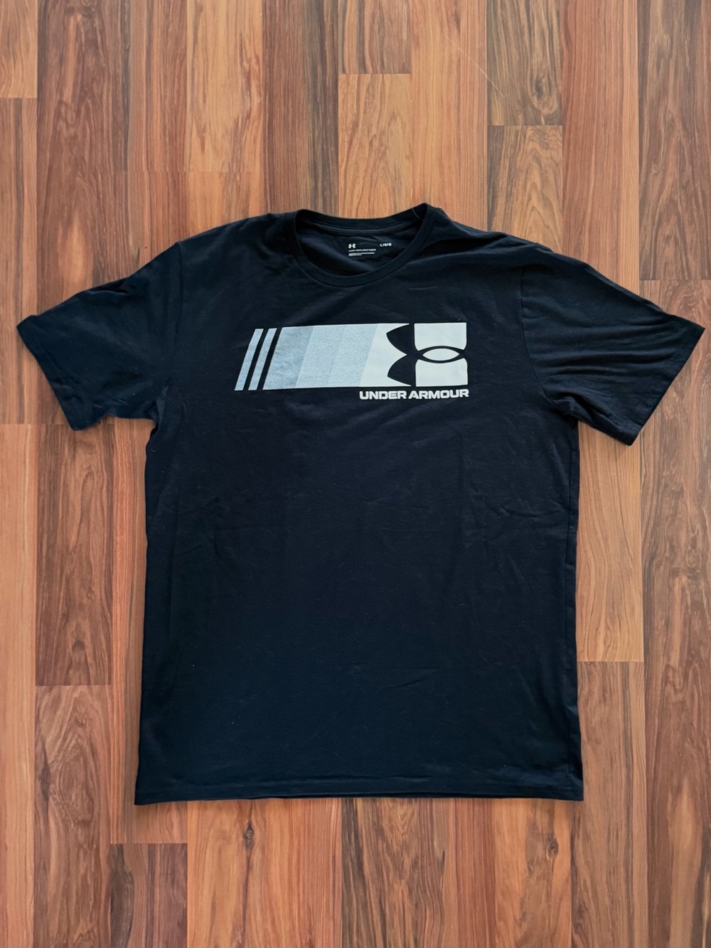 Under Armour Black Short-Sleeve Logo Tee with Gray Graphic